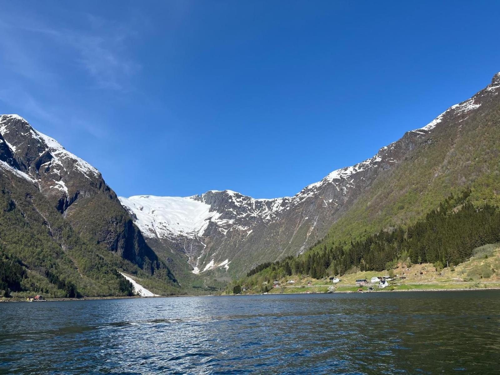 Der Fjordtraum In Balestrand Direkt Am Wasser Eksteriør billede